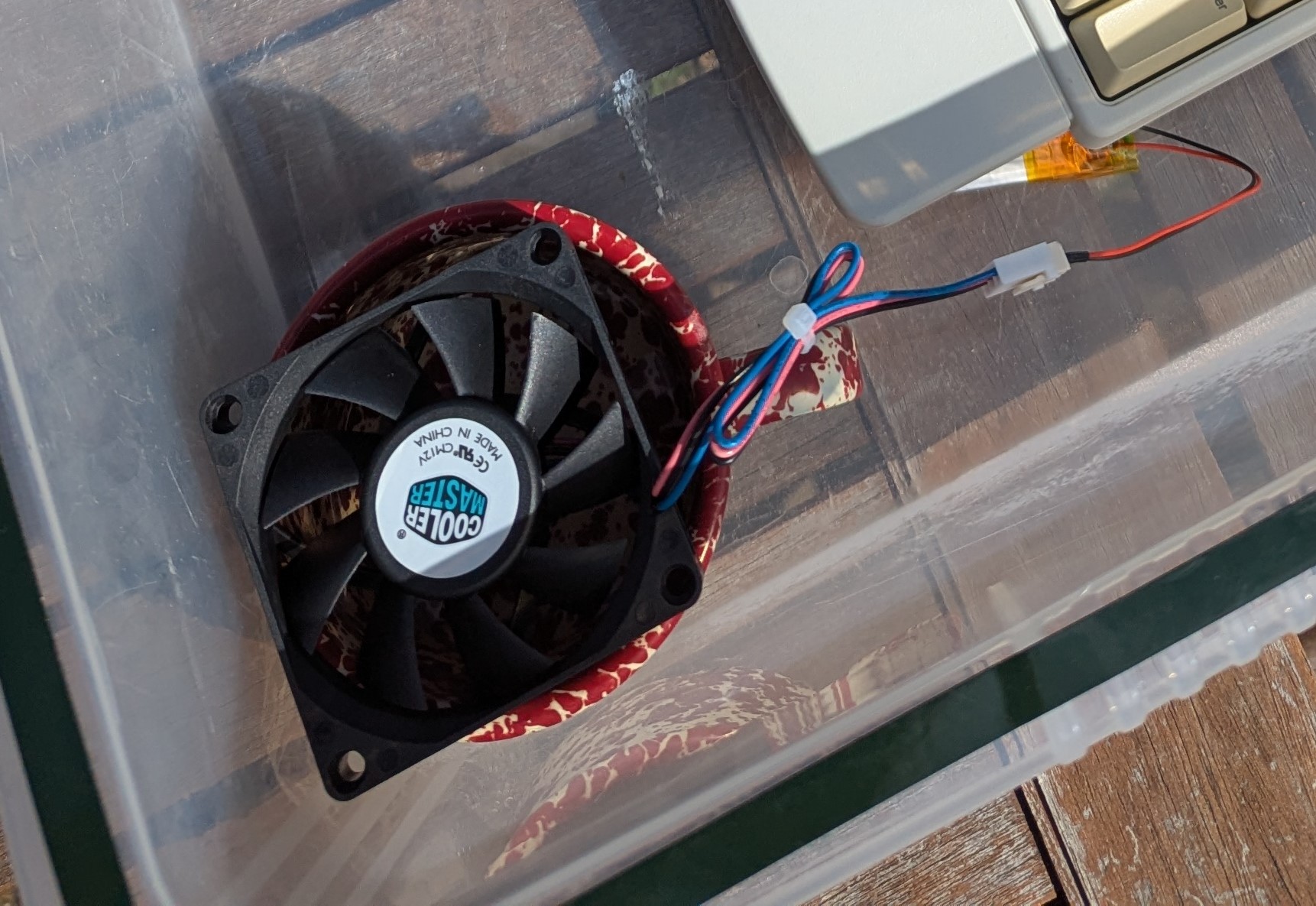 Fan with battery connected